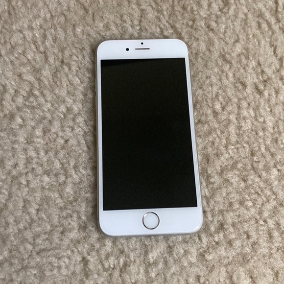 iPhone 6s- broken- VERY FLEXIBLE PRICE - Picture 1 of 3